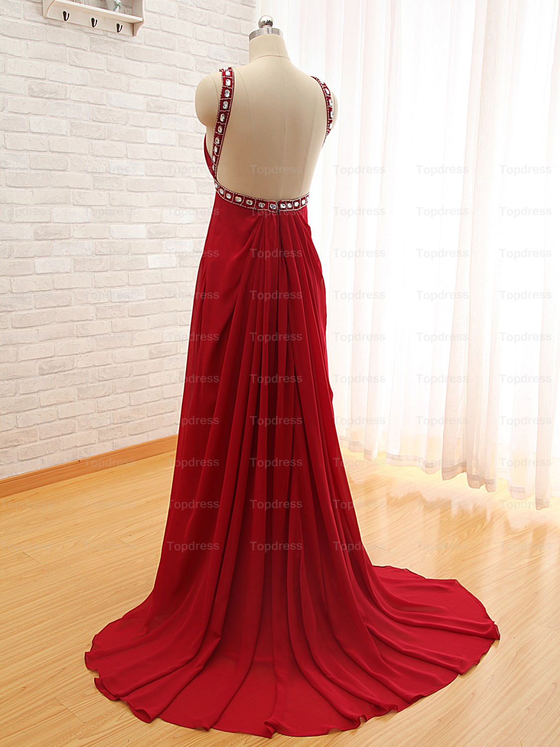 2016 Sexy Long Chiffon Red Prom Dresses A Line Spaghetti Backless