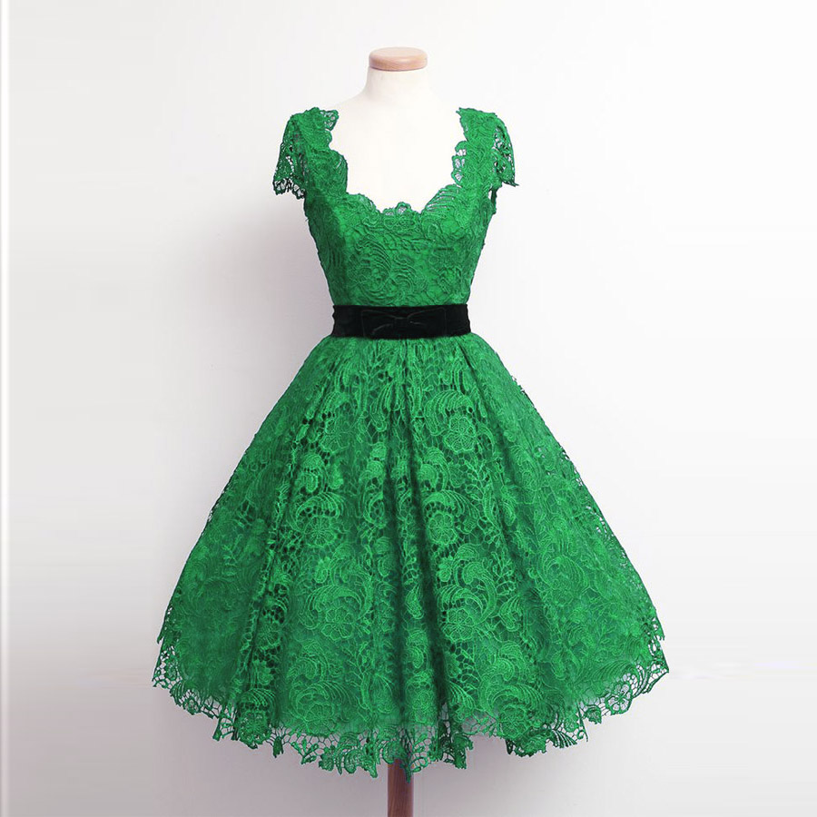 Custom Made A-line Scoop Knee Length Lace Green Cap Sleeve Homecoming Dresses Short Formal Dresses Lace Evening Party Dresses